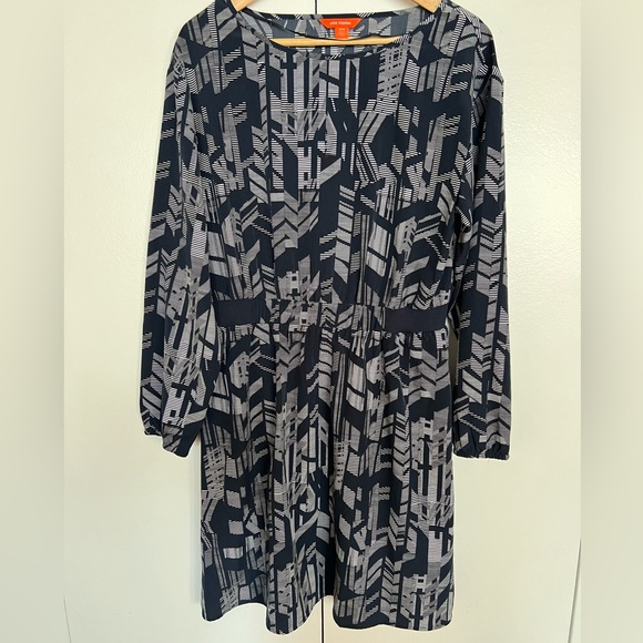 Joe Fresh Patterned Dress - Picture 2 of 9